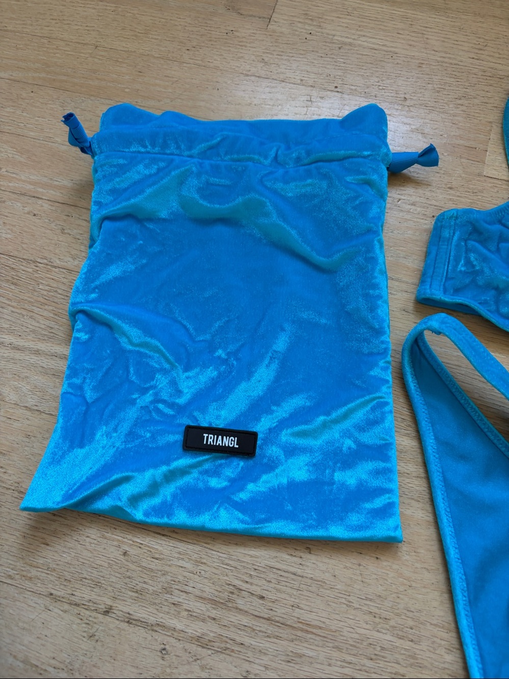 Triangl Turquoise Blue Velvet Bikini size small - Picture 2 of 7